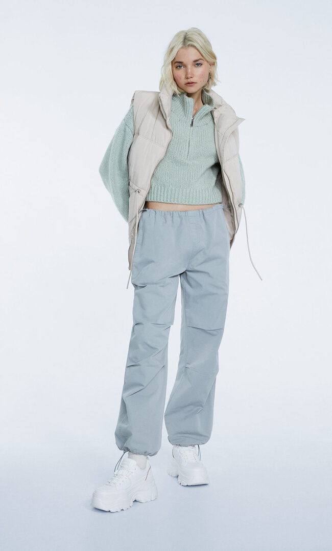 Stradivarius Parachute-Hose Aus Popelin Mit Kordelstoppern Pastellgrün S
