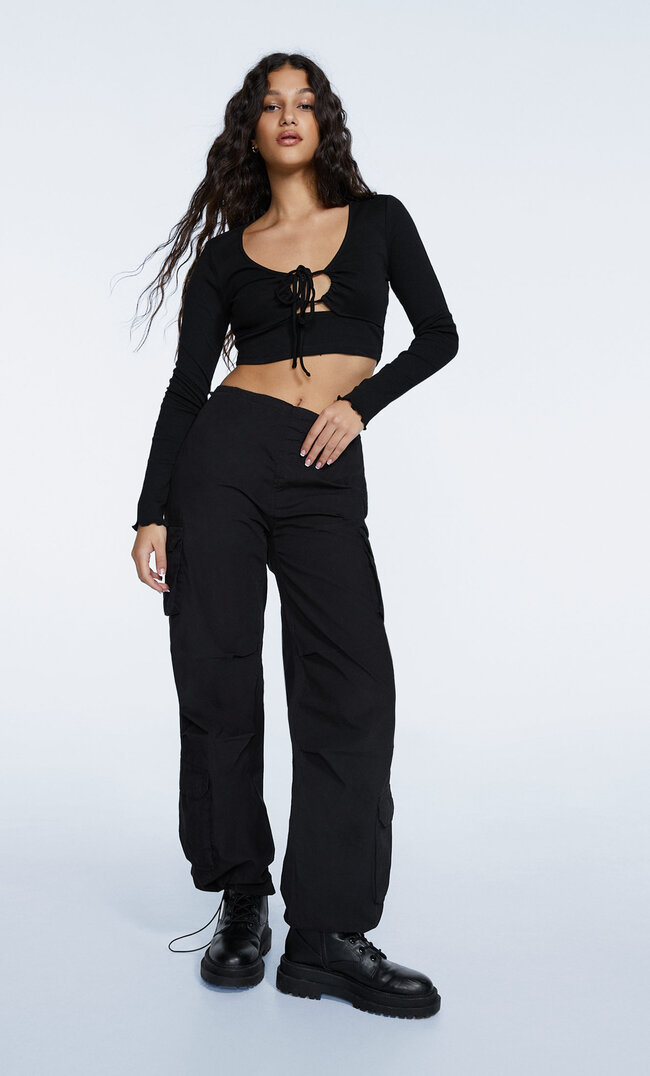 Stradivarius Parachute-Cargohose Schwarz Xl
