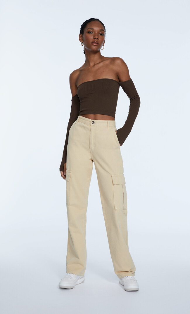 

Stradivarius Cargohose Im Straight-Fit Beige 40