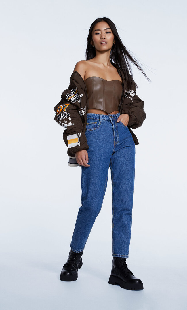 

Stradivarius Jean Mom Fit Denim Bleu Clair Moyen 36