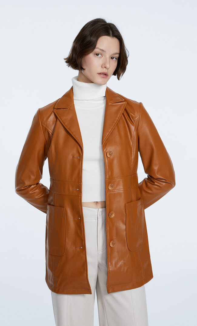 

Stradivarius Blazer Aus Kunstleder Karamell S