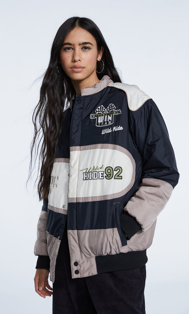 Stradivarius Racingjacke Mit Patches Schwarz Xl