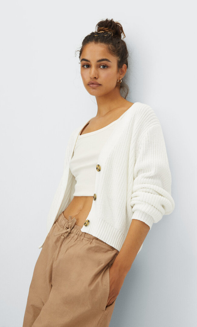 

Stradivarius Cardigan En Maille Basique À Boutons Écru L