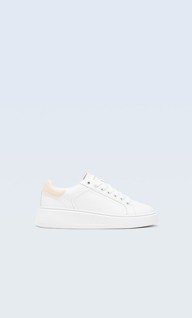 

Stradivarius Weiße Flatform-Sneaker Weiss 41