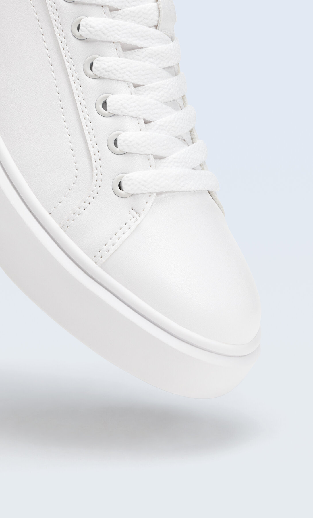 White flatform trainers - Women's fashion | Stradivarius Spain