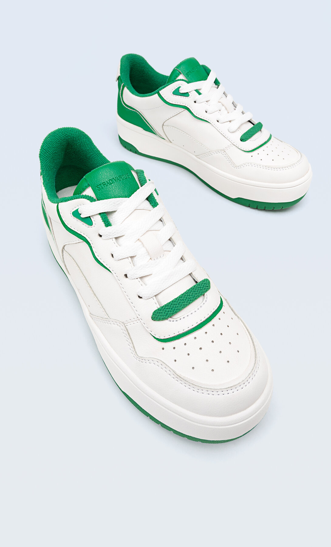 Trainers with air holes clearance