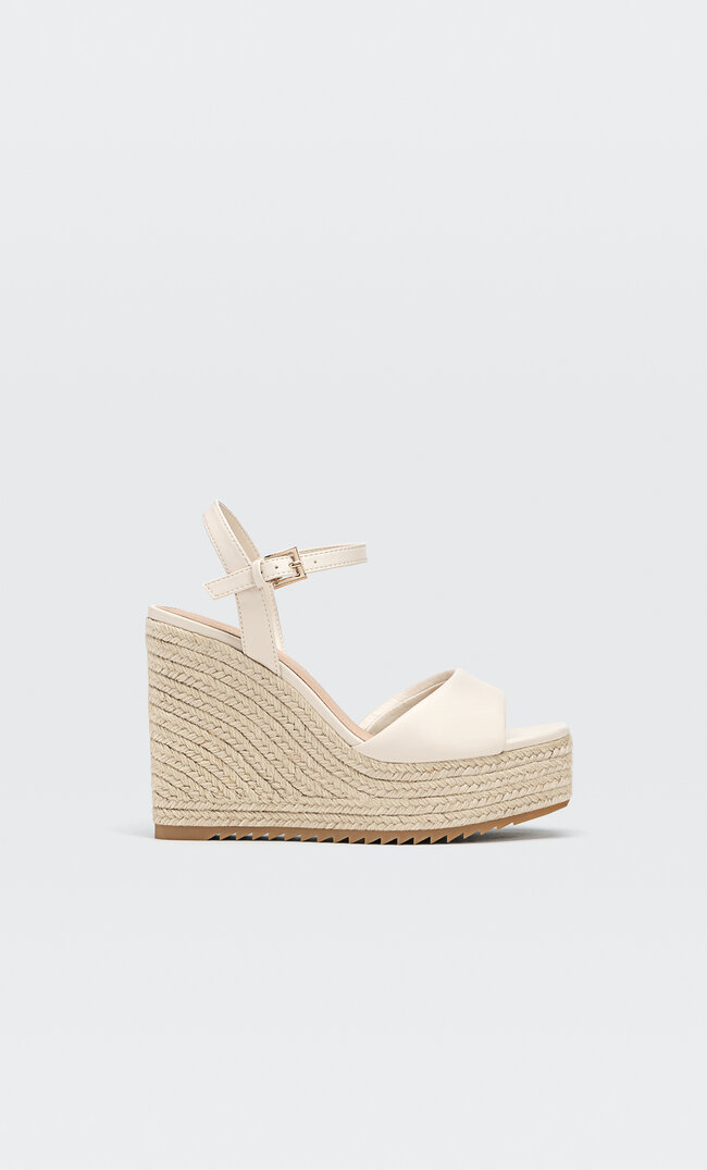 

Stradivarius Keilabsatzschuhe Aus Jute Mit Schnalle Natur 38