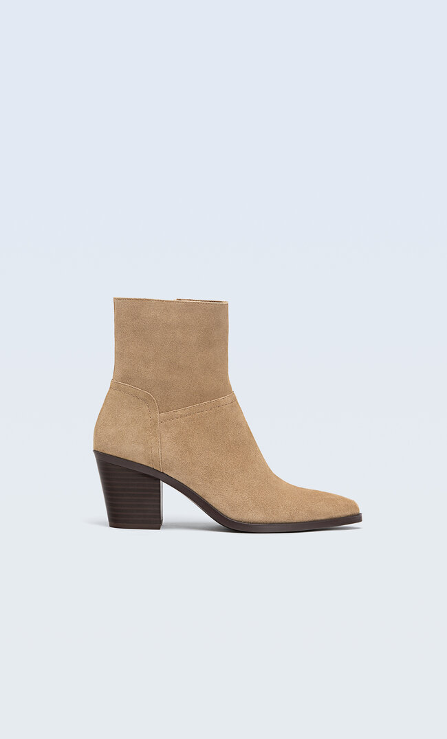 

Stradivarius Lederstiefeletten Im Westernlook Beige 39