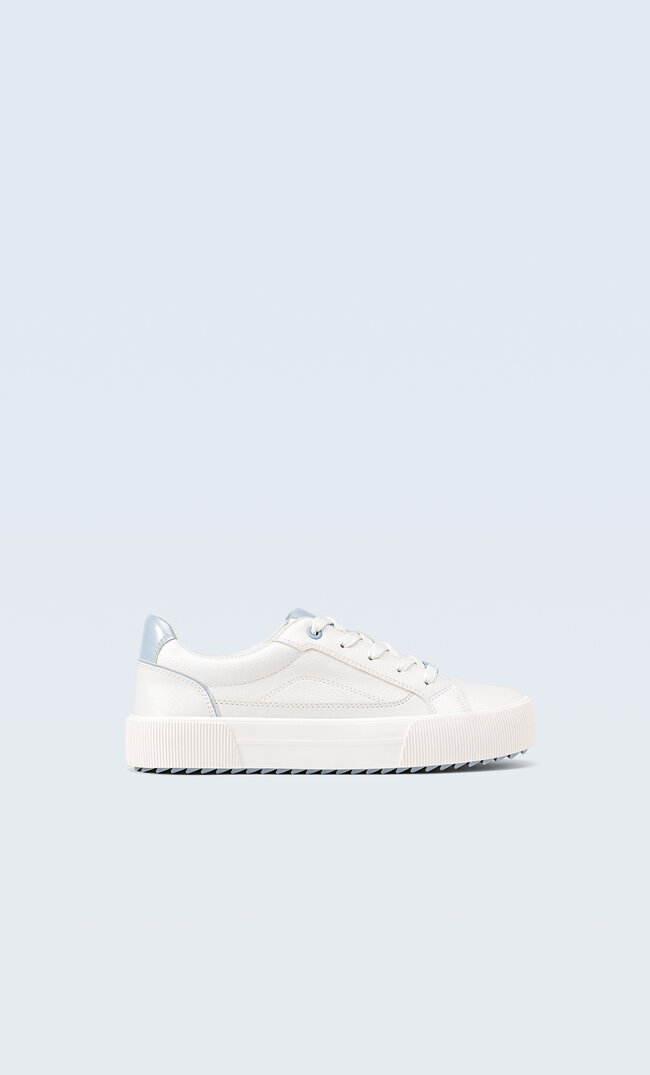 

Stradivarius Weiße Flatform-Sneaker Weiss 37