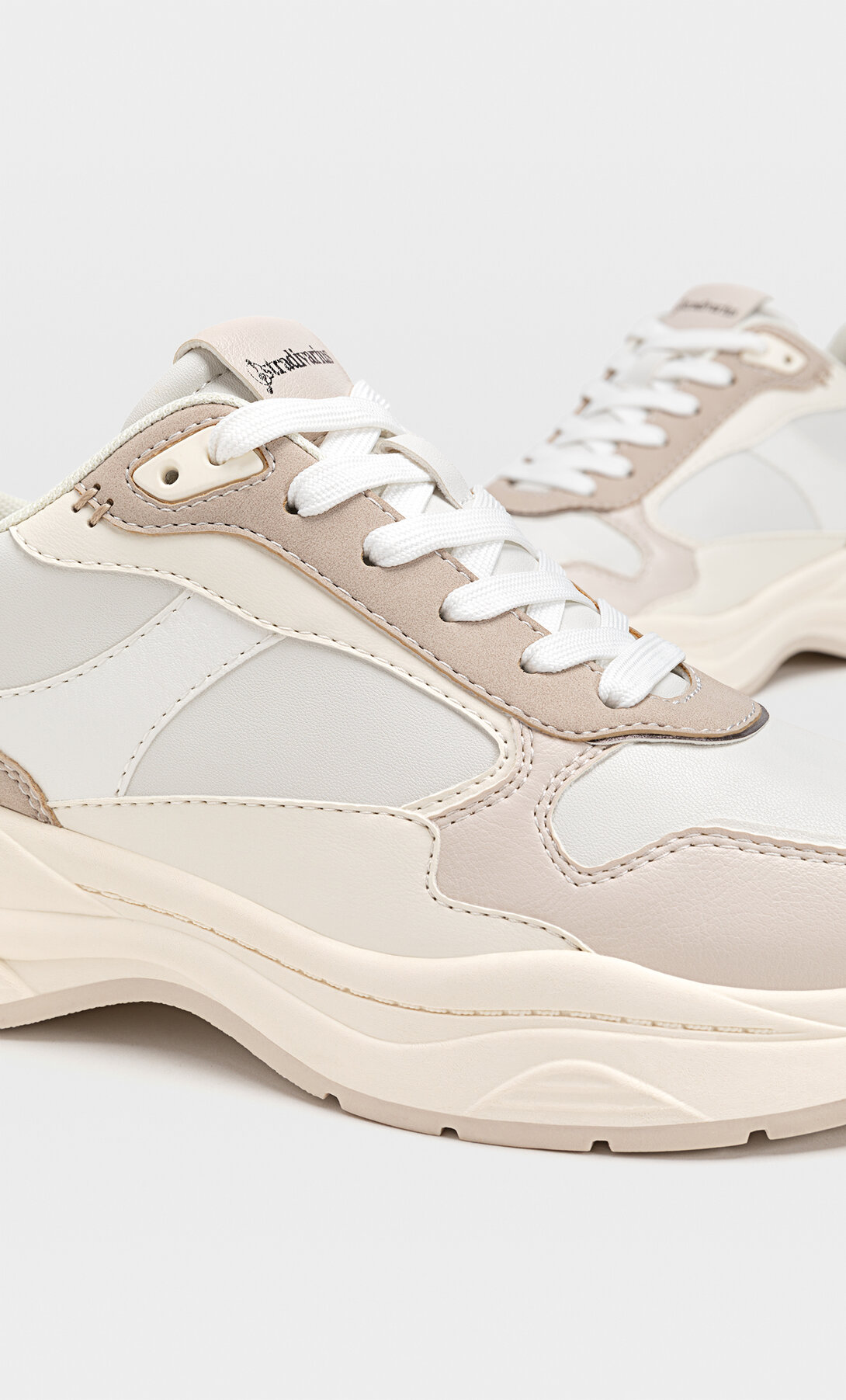 stradivarius trainers with trims
