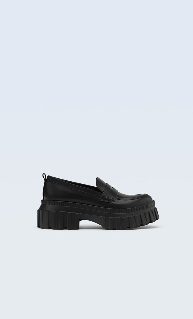 

Stradivarius Mocassins À Semelle Crantée Noir 40