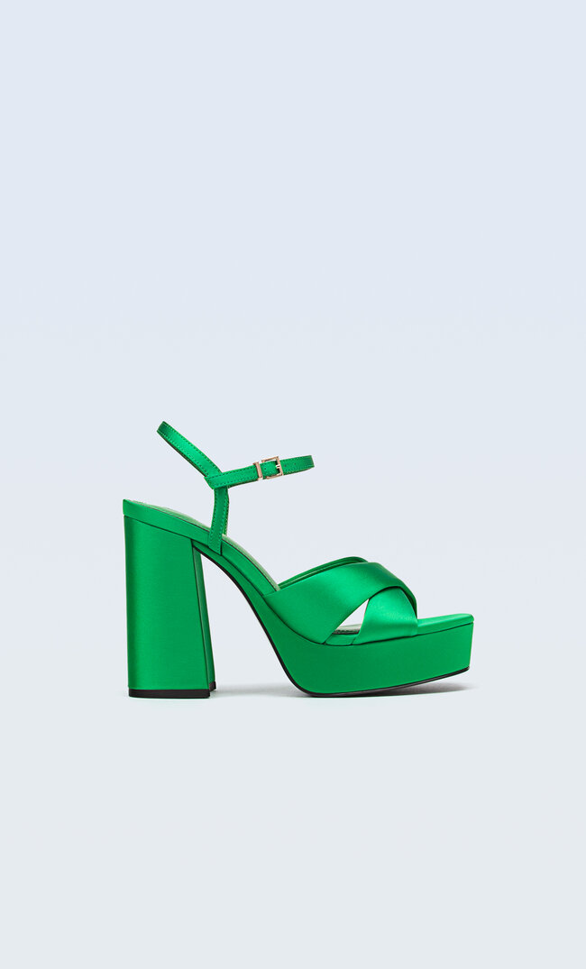 

Stradivarius Sandales À Talon Plateforme Vert 37