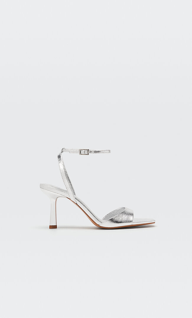 

Stradivarius Sandales À Talon Aiguille Argent 37