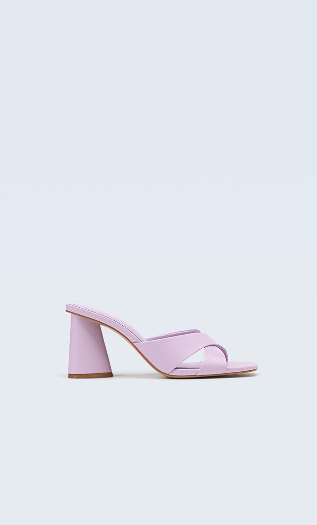 

Stradivarius Absatzsandalen Mit Kreuzriemchen Mauve 35