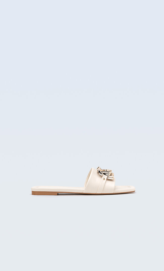 

Stradivarius Flache Sandalen Mit Kette Natur 36