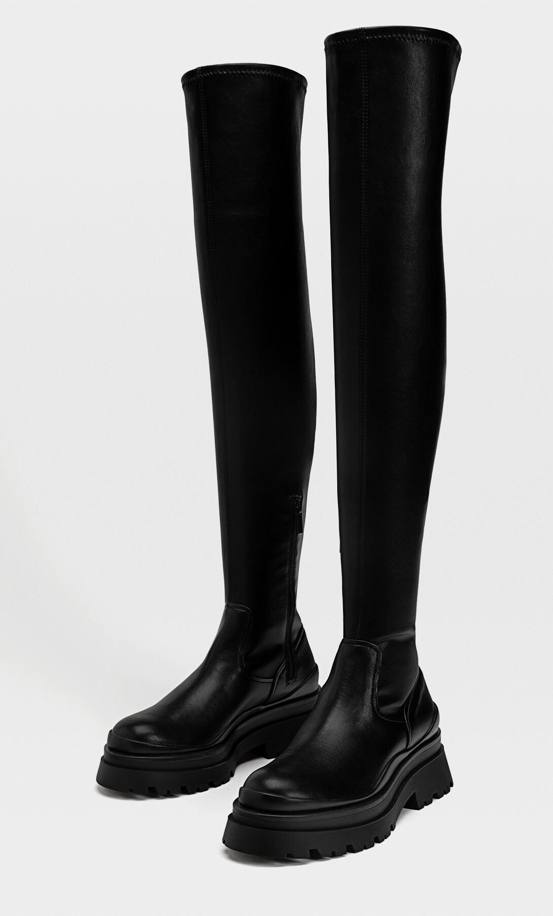 Low-heel track sole XL boots - Women's 