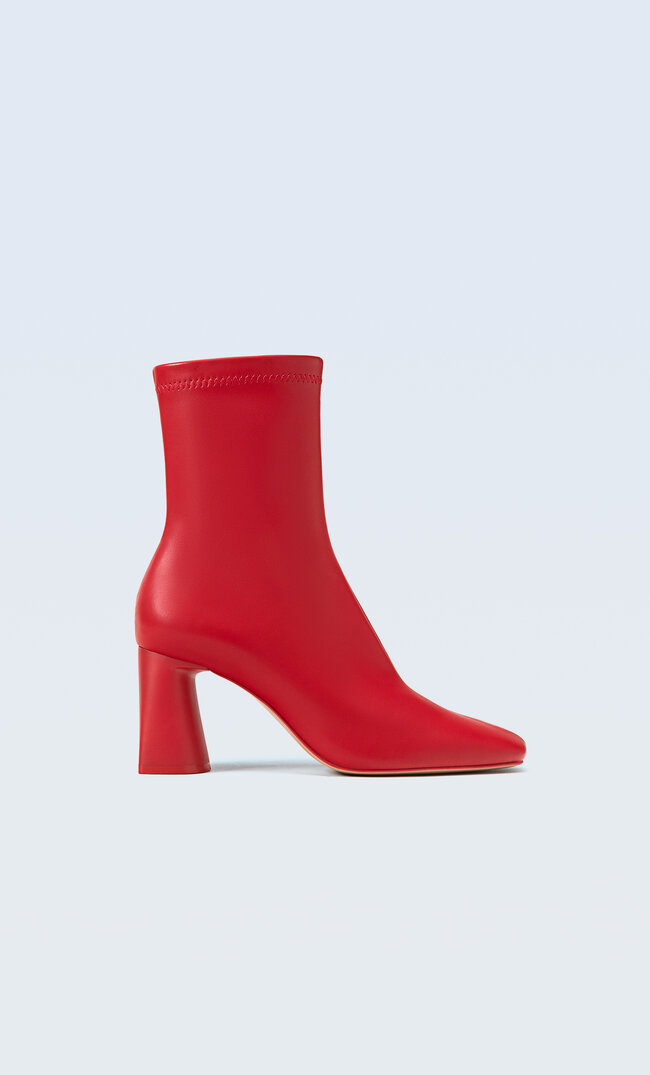 

Stradivarius Stretch-Stiefeletten Mit Halbhohem Absatz Rot 41