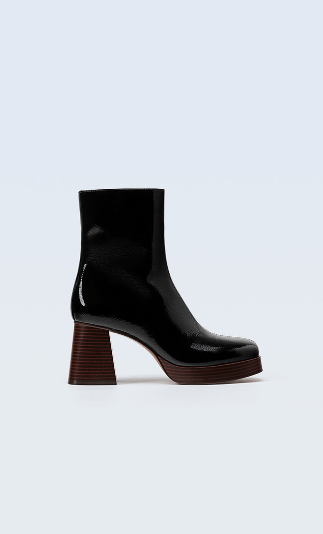 

Stradivarius Plateau-Stiefeletten Mit Absatz Schwarz 41