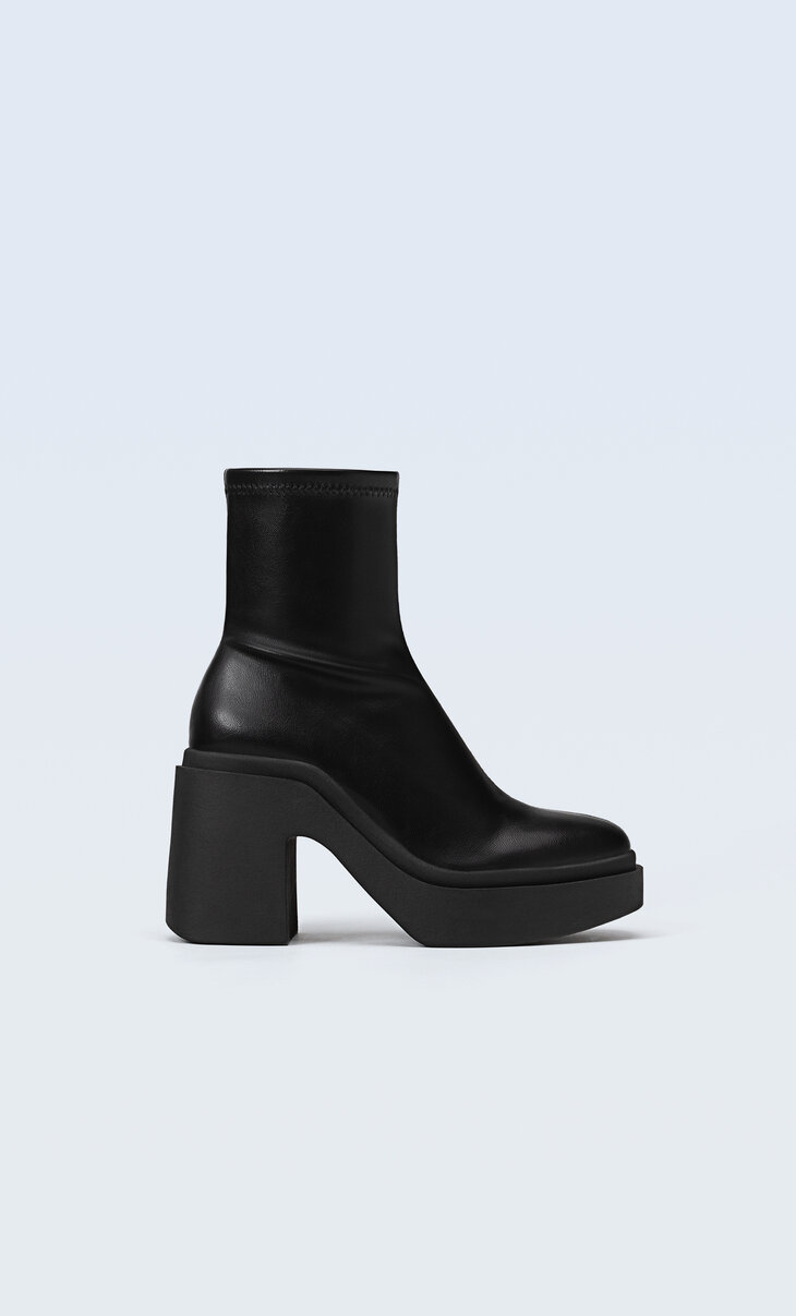 Stradivarius shoes clearance