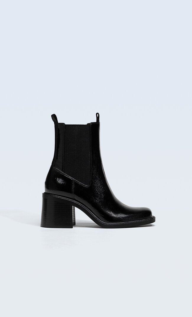 

Stradivarius Absatzstiefeletten In Lackoptik Schwarz 36