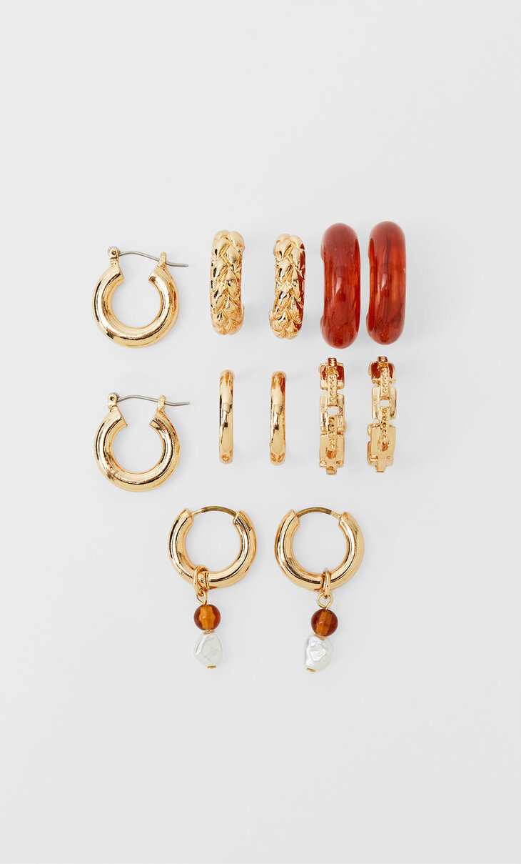 Set of 6 pairs of metal and resin hoop earrings