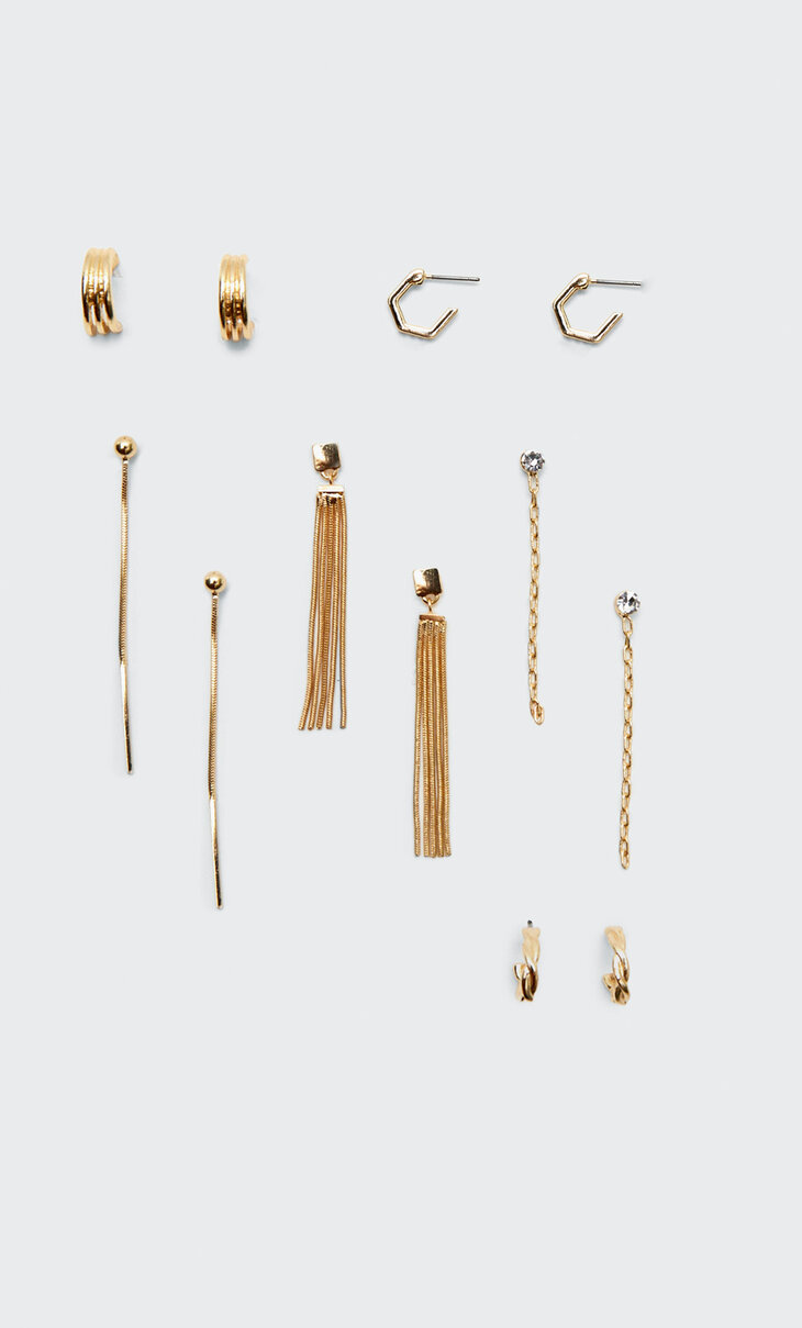Set of long and hoop earrings