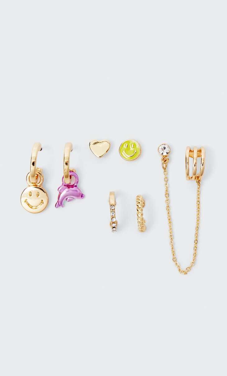 Set of 7 Smiley® charms and ear cuffs