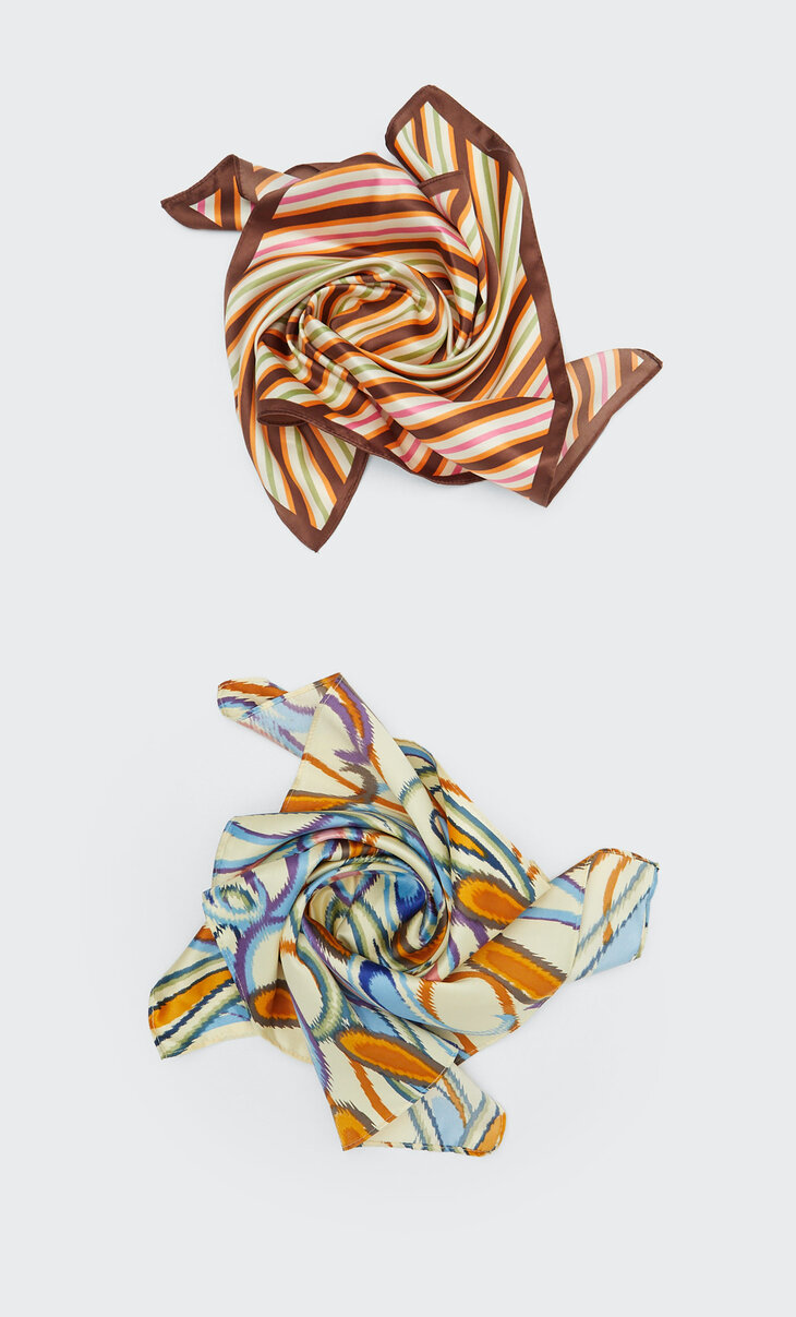 2-pack of paisley and stripe print bandanas