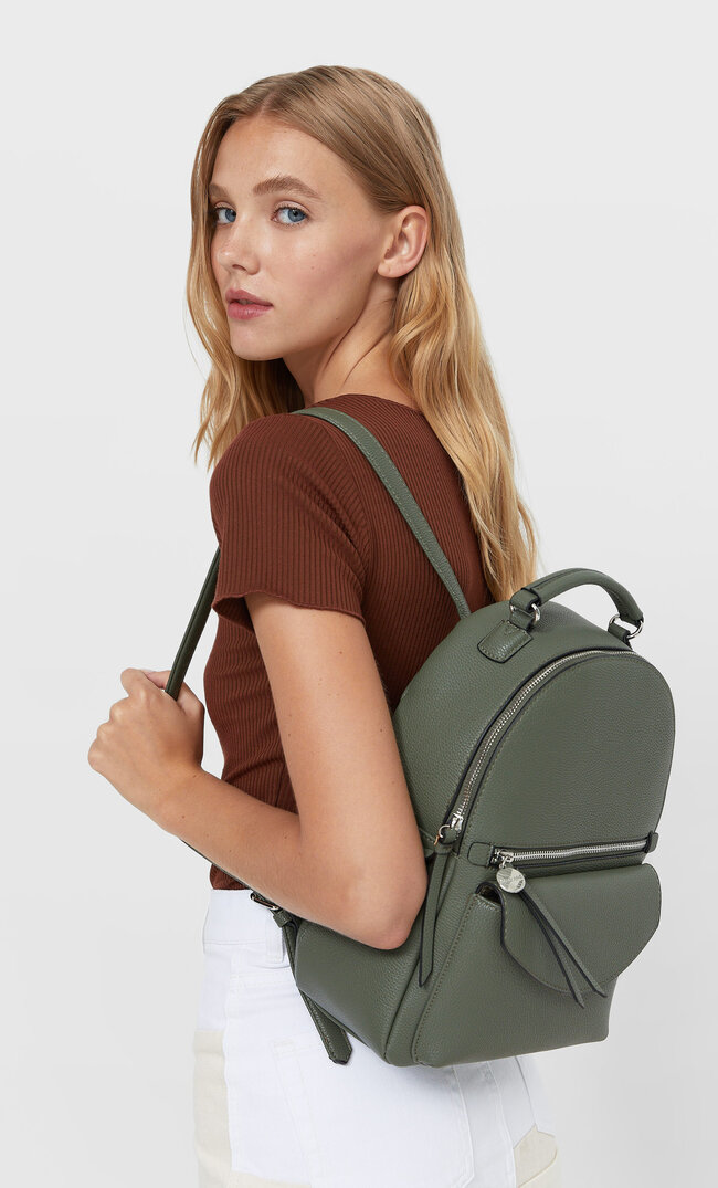 

Stradivarius Rucksack Mit Reißverschluss Khaki M