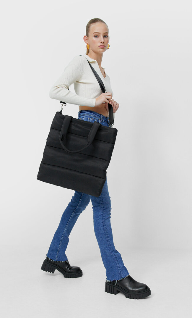 

Stradivarius Shopper Aus Steppgewebe Schwarz M