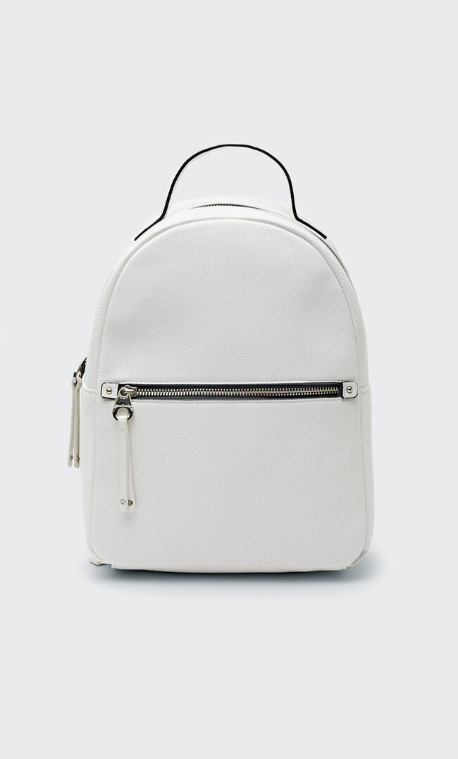 

Stradivarius Rucksack Mit Reißverschluss Weiß M