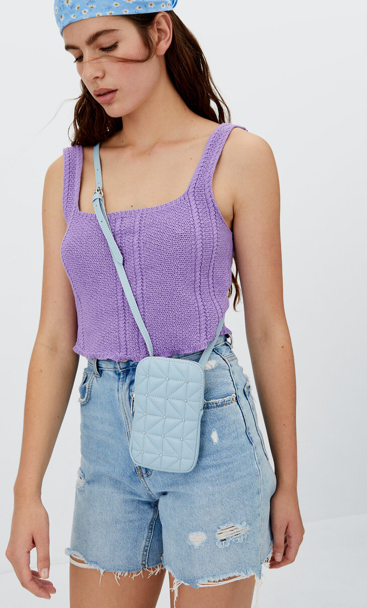 Quilted crossbody smartphone bag