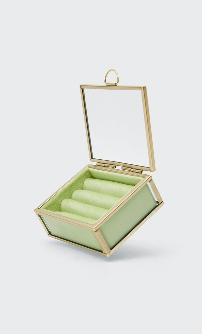 

Stradivarius Box Mit Ringen Limettengrün 103
