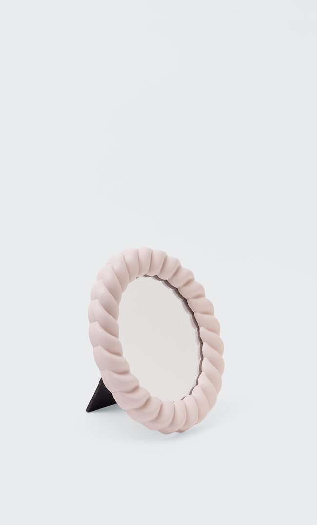 

Stradivarius Runder Spiegel Mit Spiralrahmen Pastellrosa 103
