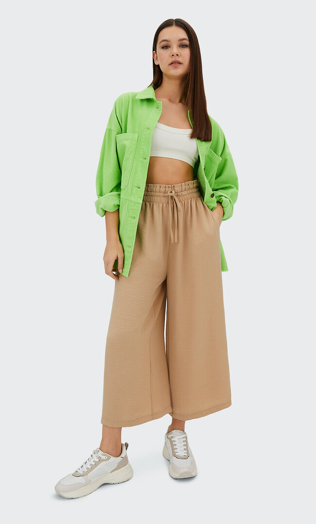 Stradivarius Luźne Spodnie Culotte Beżowy L