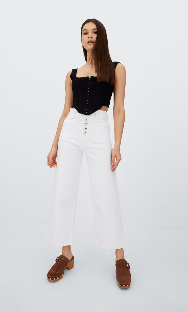 

Stradivarius Minimalistyczne Jeansy Cropped Z Kieszeniami Biały 32