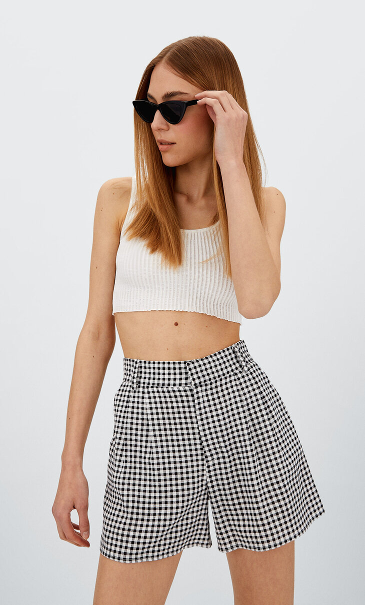 stradivarius short mujer