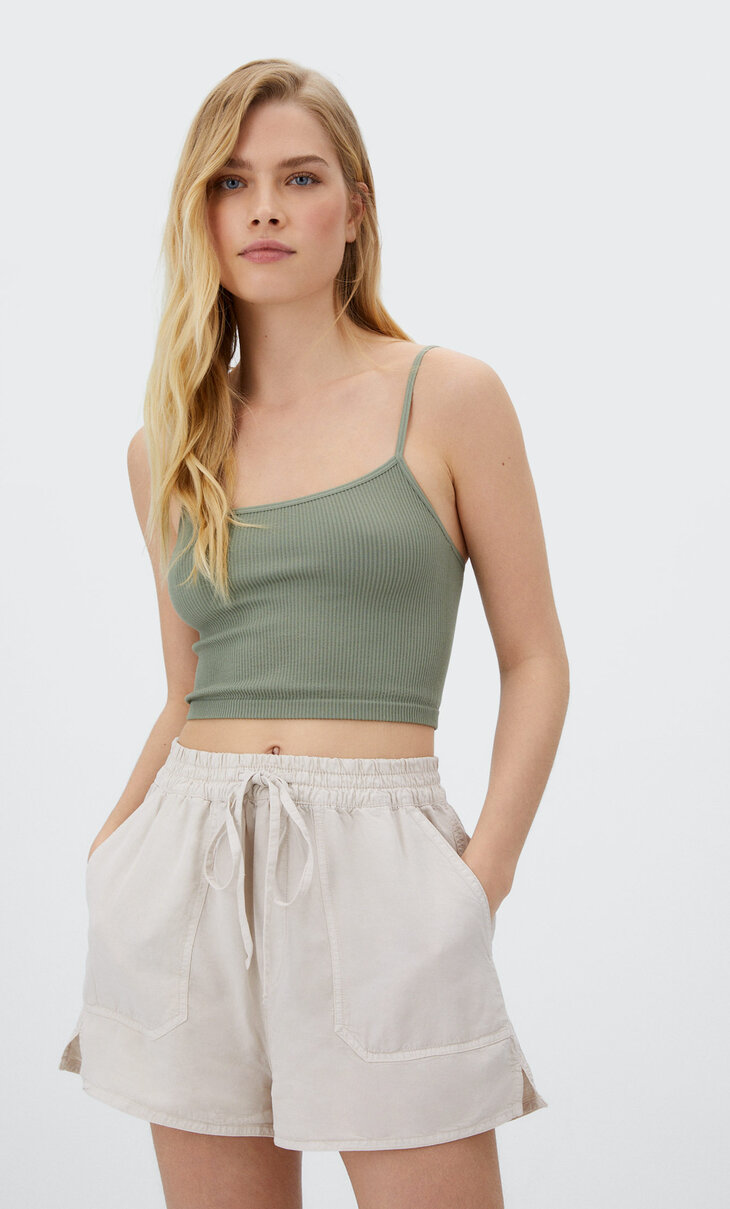Flowing utility shorts