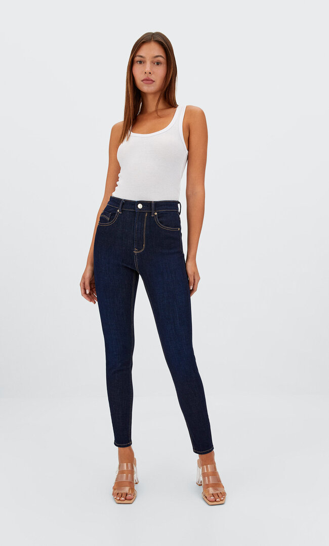 

Stradivarius Jeansy Skinny Fit Ze Średnim Stanem Denimowy Wielokrotnie Farbowany 36