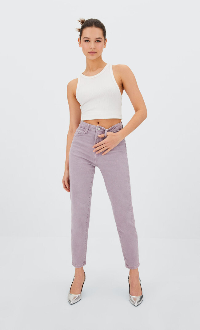 

Stradivarius Mom-Jeans Im Slim-Fit Purpurrot 42
