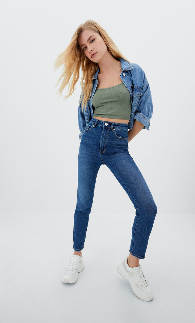 

Stradivarius Mom-Jeans Im Slim-Fit Medium Dark Blue Denim 44