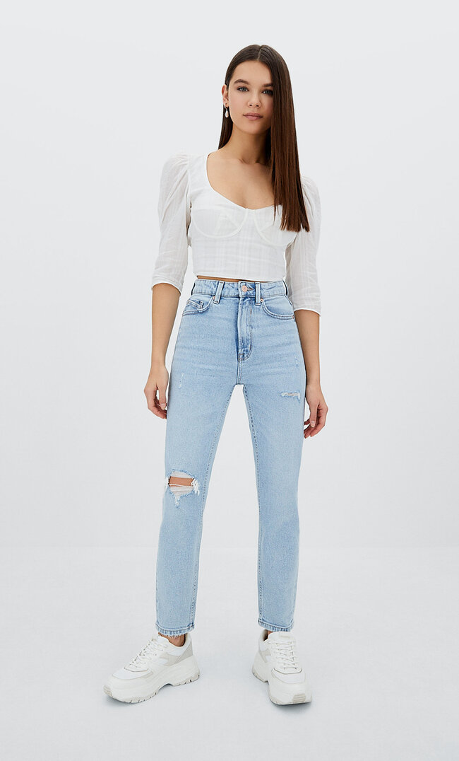 

Stradivarius Mom-Jeans Im Slim-Fit Medium Light Blue Denim 42