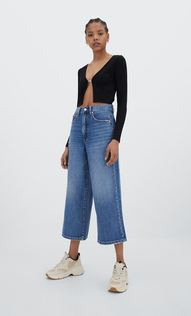 

Stradivarius Culotte Jeans Medium Dark Blue Denim 44