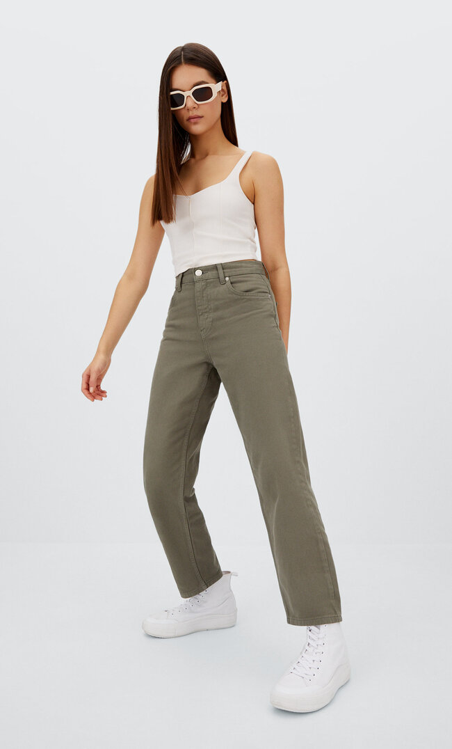 

Stradivarius Krótkie Kolorowe Jeansy O Prostym Kroju Khaki 32