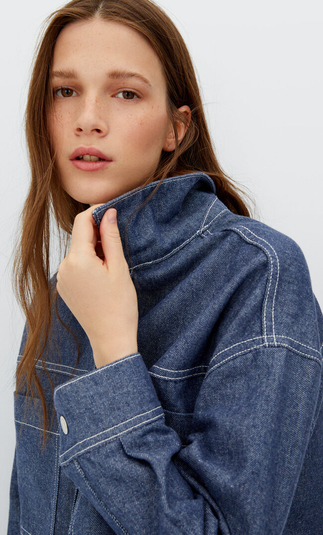 

Stradivarius Cropped-Jeans-Hemdjacke Ø Waste Dark Denim Xl