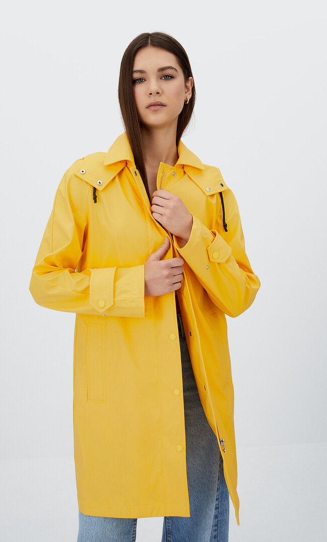 

Stradivarius Regenjacke Gelb M