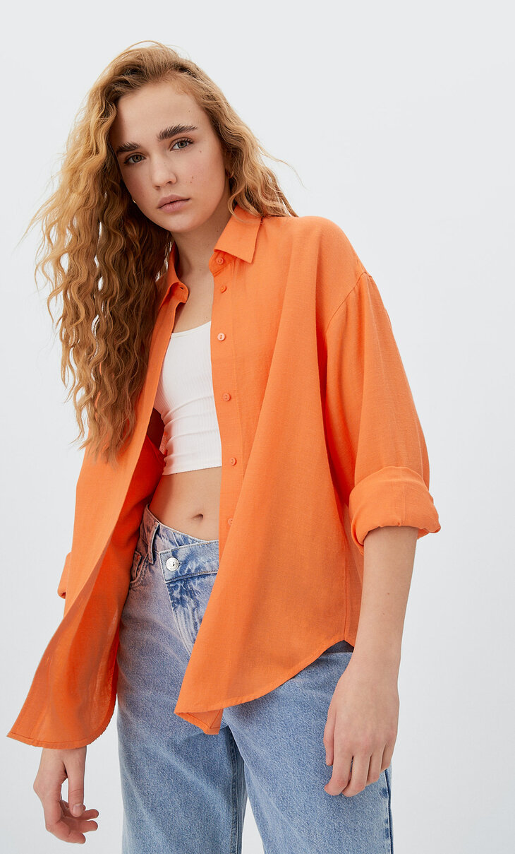 sobre camisa stradivarius