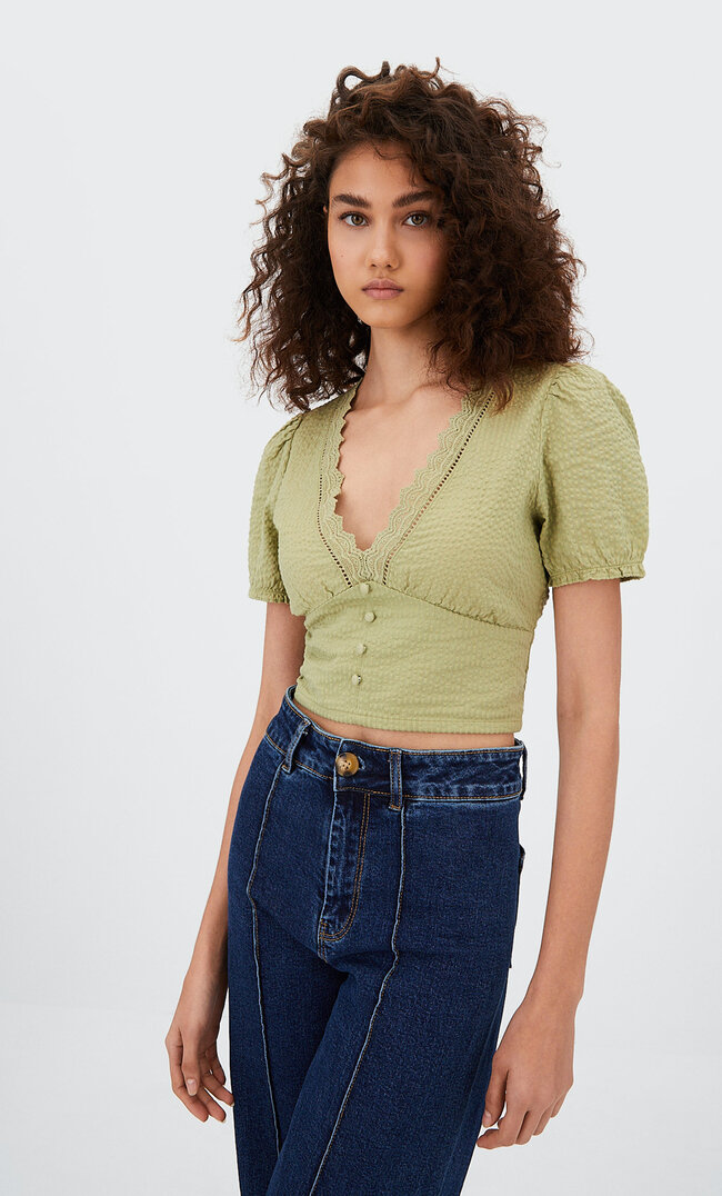 Stradivarius Bluse Mit Kurzen Ärmeln Und Spitze Khaki S