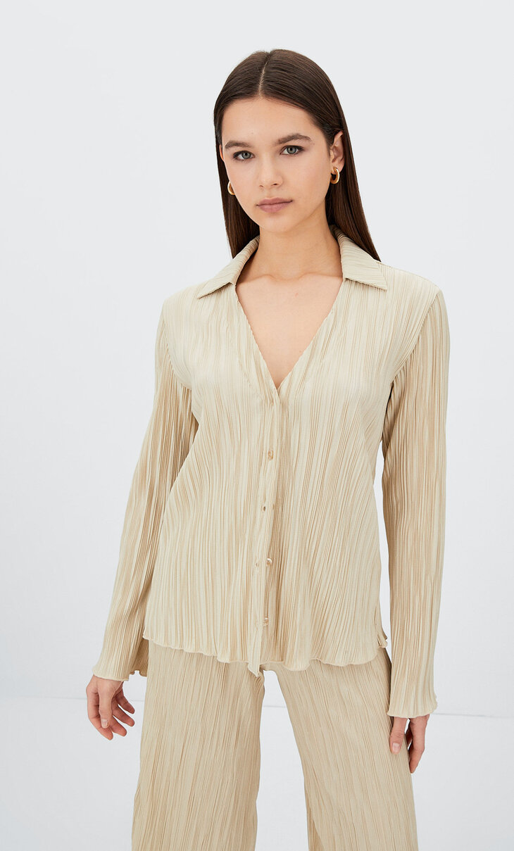 sobre camisas stradivarius