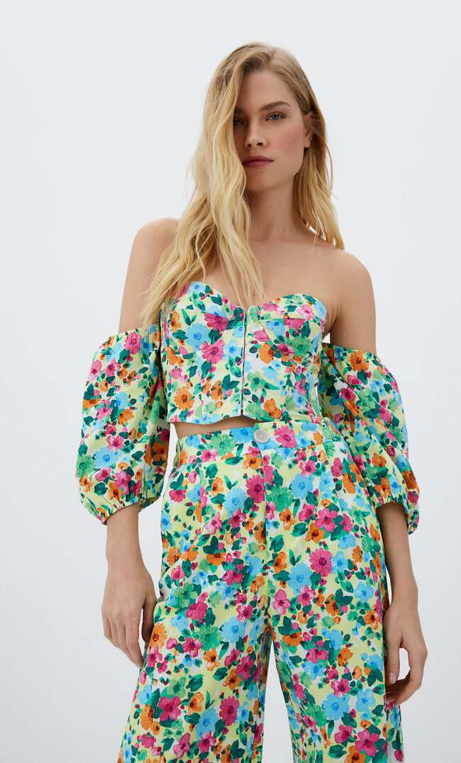 

Stradivarius Top Mit Herzausschnitt Und Print Aquamarin L